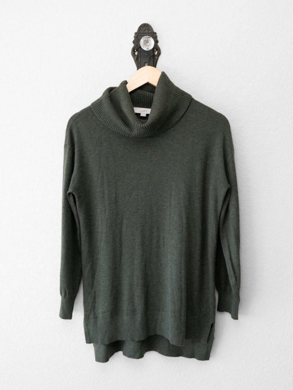 LOFT Sweater Womens MP Green Cowl Neck Tunic Pullover Petite Relaxed Longline